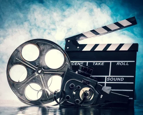 depositphotos_98775856-stock-photo-retro-film-production-accessories-still depositphotos_98775856-stock-photo-retro-film-production-accessories-still